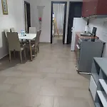 Ammos * 内亚卡瓦里
